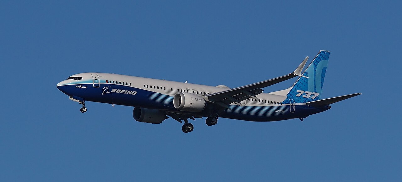 File photo: A Boeing 737 MAX 10 demonstrator flies near London Stansted Airport in December 2022. Illustrative context; not a photograph of the reported event.